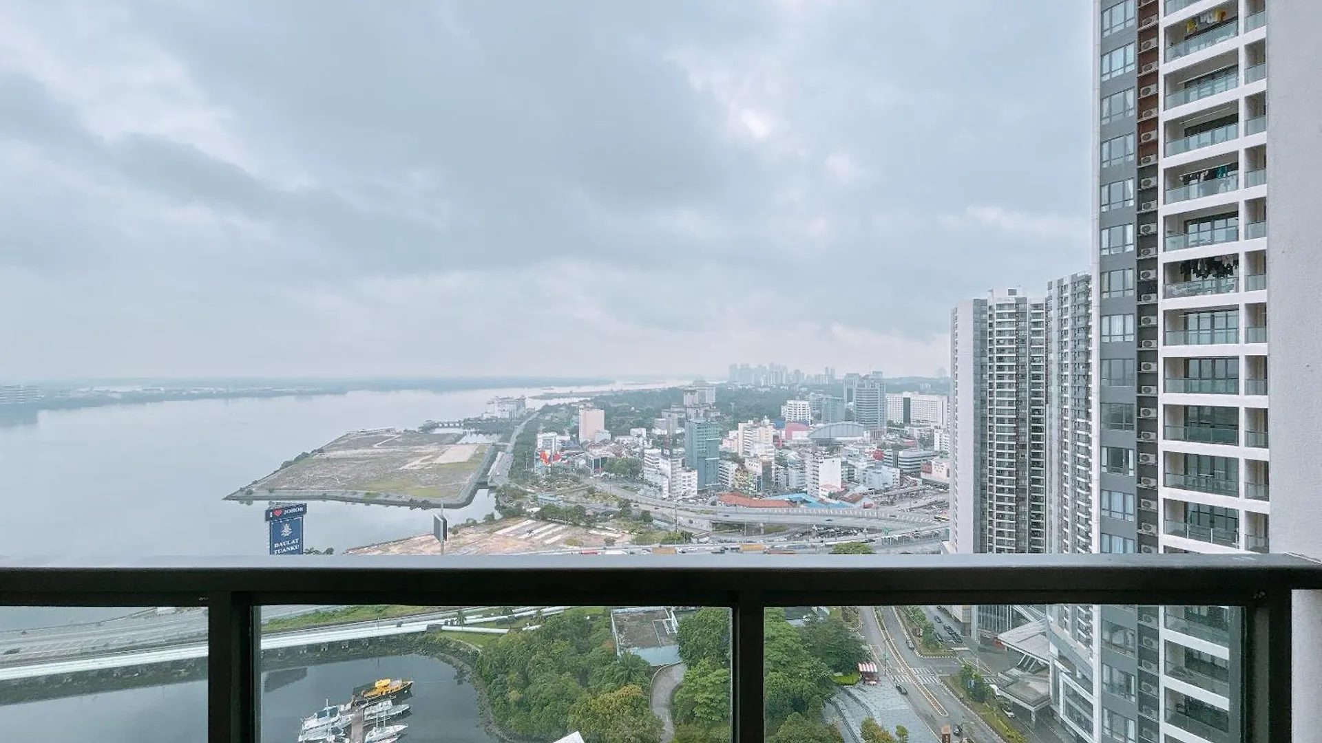 Sea View R&F Princess Cove Seine Region ジョホールバル 0*,  マレーシア