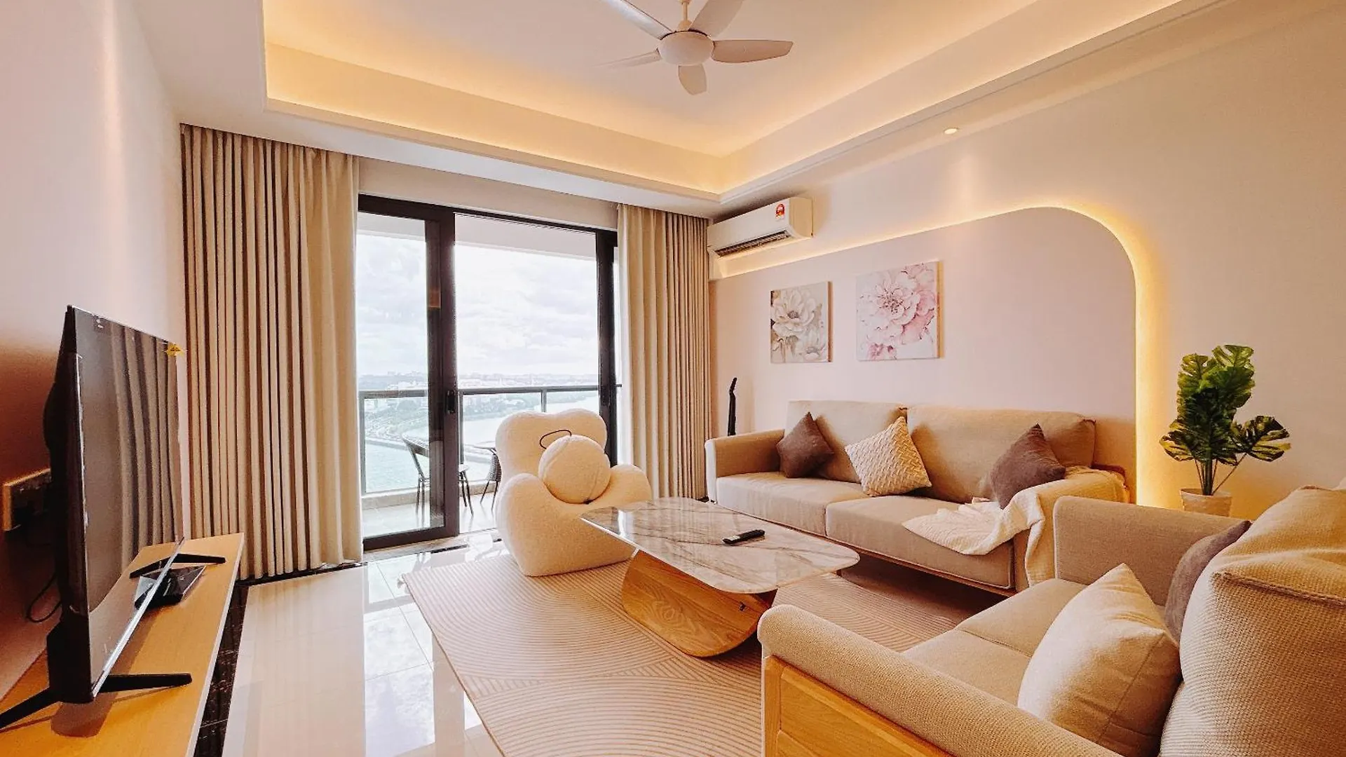 Sea View R&F Princess Cove Seine Region Johor Bahru Apartment