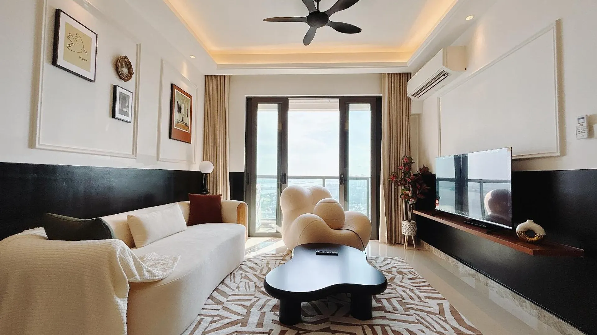 Sea View R&F Princess Cove Seine Region Johor Bahru Apartment