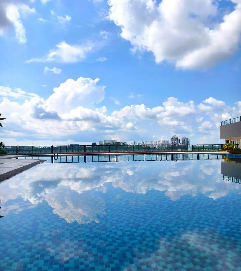 Lägenhet Sea View R&F Princess Cove Seine Region Johor Bahru